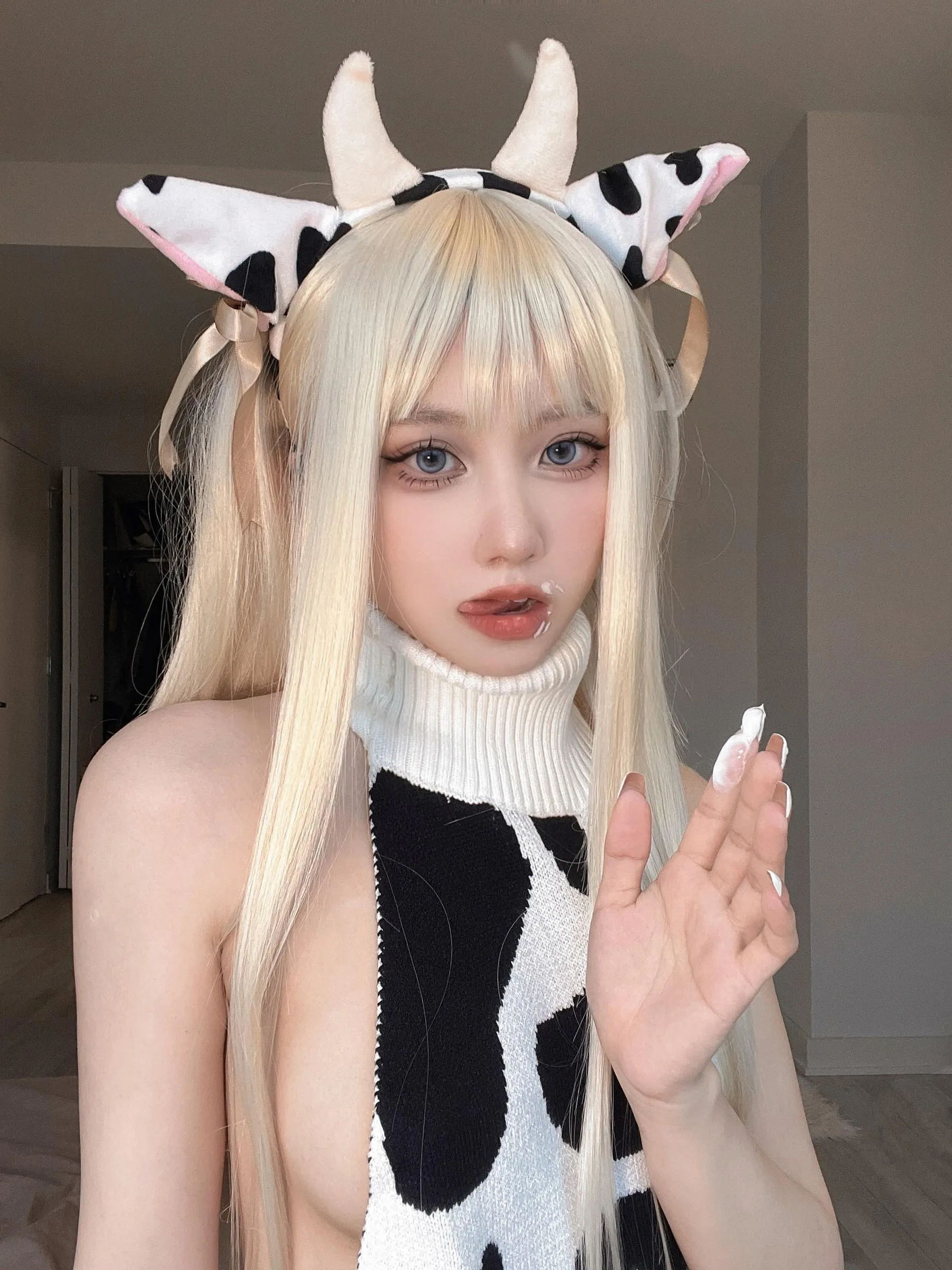 果咩酱w – NO.36 小奶牛 [33P]插图1